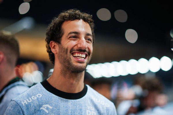 1 milliárd felett adhatja el különleges autóját a volt F1-es Daniel Ricciardo!